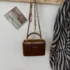 Mini Bolsa Pequena Feminina 2026 Nova Outono High-End Retrô Nicho Portátil Ombro Transversal Corrente Bolsa