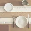 Camino de mesa nórdico simple y lujoso de algodón y lino con bloqueo de color y borlas, mantel largo para decoración de mesa de té festiva, venta al por mayor