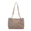 Bolsa de mão feminina estilosa e sofisticada para o outono/inverno de 2026: uma bolsa tote e de ombro versátil e de grande capacidade, perfeita para o trajeto diário