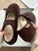 Sapatos Mary Jane com Salto Grosso e Aumento Interno Forrados com Lã Femininos Outono e Inverno 2024 Velcro Casuais Sapatos Peludos