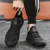 Zapatos de Seguridad para el Trabajo para Hombre 2026 Nuevos Zapatos Deportivos de Malla Transpirable Flyknit de Verano para Obra, Resistentes al Desgaste, Antideslizantes, Resistentes al Olor