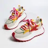 Tênis estilo "dad shoes" coreano para mulheres 2026, novo modelo transfronteiriço para estudantes do sexo feminino, tênis de corrida com malha respirável, sapatos casuais esportivos femininos que aumentam a altura