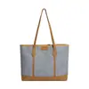 Bolsa Tote Elegante de Grande Capacidade, Nova Coleção Outono/Inverno 2025, Costura em Cor Contrastante, Textura Simples, para Usar na Axila ou no Ombro, Bolsa Feminina