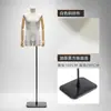 Modelo masculino de estilo coreano ajustado, accesorios de media figura humana, escaparate de ropa, modelo informal de moda, expositor de cuerpo entero