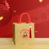 Bolsas da Sorte de Ano Novo de Alta Qualidade em Estoque, Impermeáveis, Espessadas, Tridimensionais, Sacolas Tote Publicitárias Promocionais, Bolsas de Mão de Lona Vermelha