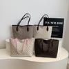 2025 Primavera Nuevo Moda Casual Gran Capacidad Trendy Para Ir al Trabajo Gran Capacidad Portátil Bolso Tote de Hombro para Mujer
