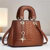 [Bolsa feminina transfronteiriça] padrão de crocodilo moda feminina bolsa de comércio exterior de grande capacidade de couro macio elegante bolsa mãe de meia-idade
