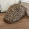 Nova Boné Frontal Estampa de Leopardo Retrô para Mulheres, Emagrecimento Facial, Boné Bico de Pato Fashion, Boné Casual Streetwear Coreano Versátil da Moda