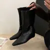 Botines Retro Apilados para Mujer 2026 Otoño/Invierno Nueva Llegada Punta Puntiaguda Dobladillo Botas Vaqueras de Poner Tacón de Cuña Superficie Suave Adelgazantes