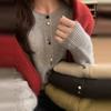 Suéteres Rojos Suaves y Cerosos de Año Nuevo Tops para Mujer Primavera y Otoño 2025 Nuevo Estilo Universitario Más Fácil de Combinar Top Cárdigan de Punto Moderno