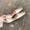 Em estoque e pronto para envio! Sapatos Femininos Rasos Quadrados Elegantes e Versáteis, Novidade em Couro Genuíno Vazado com Fivela Quadrada, Adequados para o Deslocamento na Primavera