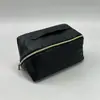 Bolsa de Armazenamento Tridimensional de Camada Dupla para Cosméticos e Artigos de Higiene Pessoal, Grande Capacidade, Portátil para Viagem