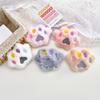 Broche de peluche con forma de garra de gato, relleno de algodón, colorido, accesorio de ropa, muñeca de tela bordada, material para horquillas DIY, venta al por mayor