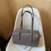 Bolsa de design nicho transfronteiriça com toque de luxo para mulheres, nova coleção outono 2026, simples, fashion, para o dia a dia, de ombro único, de axila