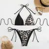 Nuevo Bikini Swimsuit Europeo y Americano 2027 con Estampado de Cebra, Top Triangular de Cuello de Atar, Traje de Baño de Dos Piezas para Playa para Mujeres