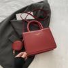 Bolso Cuadrado Pequeño Portátil Retro de Alta Gama para Viajero Mujeres 2024 Nueva Moda Lujo Ligero Elegante Bolso de Hombro Cruzado