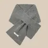 Bufanda de Lana Otoño e Invierno 2025 Nueva Versátil Tejida Coreana Pareja Color Puro Cálida Bufanda Cruzada Bufanda