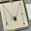 Colar Baojia Cintura Fina Versão Alta V Dourado Novo Modelo Pessoas Vermelhinhas Edição Beneficente Cerâmica Preto e Branco Grande Prata Espessa Banhada 18K Atacado