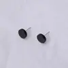 Aretes Redondos con Tachuelas Transfronterizos, Negro Brillante, Sencillos y Versátiles, Lujo Ligero, Modernos, Clásicos, Diseño Único, Aretes de Regalo para Mujeres