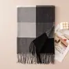 Bufanda de cuadros de comercio exterior nueva para mujer, chal cálido de flecos para otoño e invierno, bufanda unisex para parejas al por mayor