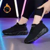 Novo tênis feminino de verão, tecido voador, meias elásticas, masculino de tricô, sola macia, tênis de corrida, sapatos da moda preguiçosos