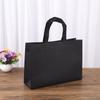 Bolsa de embalaje para regalo bolsa para prenda bolso con nombre de tienda impreso bolsa de punto no tejida bolsa de embalaje publicitaria portátil costura
