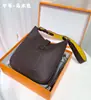 Bolso Evelyn de Piel de Vaca de Primera Capa Bolso de Piel Genuina para Mujer Bolso Cubo Texturizado Mini Mini Casual Bolso de Hombro Cruzado