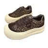 Zapatos con Suela Gruesa Estampado de Leopardo para Mujer 2026 Otoño Nuevos Zapatos Lindos Feos de Cabeza Grande Estilo Coreano Versátiles Zapatos Casuales Zapatos de Moda para Mujer