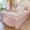 Saia de Cama Acolchoada Estilo Princesa 100% Algodão Capa de Edredom Peça Única 2026 Novo Antiderrapante Renda 100% Algodão Lençol de Cama Escondendo Imperfeições Conjunto de Três Peças