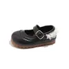 Nuevos zapatos de princesa para primavera y otoño para niñas, con suela antideslizante, piel suave, diseño moderno y versátil, y diseño de cordones estilo coreano adecuado para actuaciones y baile.