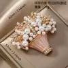 Nuevo Broche de Flor Esmaltada Moda Cesta de Flores Pin Accesorio de Personalidad Vintage En Stock Venta al por Mayor