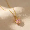 Colar gargantilha dourado com pingente de flecha do Cupido, moderno e estiloso, com um design de cruz e videira de luxo leve ao redor do coração