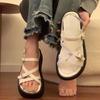 Sandálias Abertas Plataforma Grossa Prata para Mulheres Verão 2026 Novo Estilo Coreano Versátil Antiderrapante Sapatos Romanos de Praia