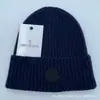 En stock Gorro de Invierno Coreano Casual de Punto Moda Marca para Hombres y Mujeres Cálido para el Frío Rayas Verticales Engrosado Gorro de Lana