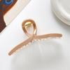 Pinza Grande de Tiburón Nueva Multivolumen Simple de Agarre Horquilla para el Cabello Color Sólido para Niña Elegante Color Té con Leche Combinable Tocado
