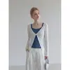 Top protector solar ummoim blanco fino semitransparente con cuello en V retorcido para mujer, otoño y verano, con diseño de abertura, top de moda