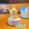 Baimao Original Cera Jiji Vigor Gato Adornos para Coche Lindo Exquisito Muñeco de Resina Decoraciones de Escritorio para Oficina