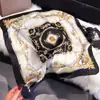 Primavera 2025 Nuevo Pañuelo Moda Estilo Occidental Combinable Cuadrado Pequeño 70cm Pañuelo Decorativo Protección Solar Chal de Viaje Mujer