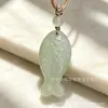 Pingente pequeno de peixe de Aventurina Natural, pingente de peixe com pele áspera de aventurina verde, enfeite de peixe gordinho cor de água clara, pingente de peixe gordo de jade