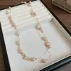2025 Nuevo Collar Retro de Perlas Apiladas Cadena para Suéter de Lujo Ligero Gama Alta Nicho Versátil para el Trabajo al Aire Libre Venta al por Mayor