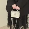 Bolso pequeño cuadrado de cadena con incrustaciones de diamantes de estilo coreano de lujo ligero para mujer, bolso de mano casual versátil, bolso de hombro y bandolera elegante para el trabajo