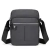 Bolsa de Ombro Masculina Cor Sólida Horizontal Vertical Pequena Mochila de Ombro Moderna Grande Capacidade Bolsa para Deslocamento Viagem Bolsa Transversal