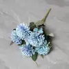 Ramo de Crisantemos Artificiales Ramo Pequeño Salón de Bodas Flor de Mano Decoración del Hogar Venta Caliente Transfronteriza Crisantemo Artificial de Tenis de Mesa
