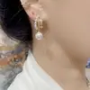 Pendientes de Moda Exquisitos con Circonita y Perla, Estilo Retro Francés de Lujo Ligero, con un Toque de Alta Gama