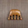 Pente de Massagem de Sândalo Dourado Couro Cabeludo Cinco Dentes Cabeça Redonda Pente Meridiano Corpo Universal Acuponto Pente de Massagem de Sândalo Atacado