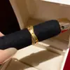 Anel Aberto Redondo Flor de Zircônia Banhado a Ouro Real 24K Anel de Dedo Indicador de Nicho de Luxo Joia de Mão Exquisita Vintage