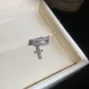 Brinco de Clipe Cruz Estrela de Zircônia para Mulheres Sem Orelhas Furadas, Ear Cuff de Moda Tendência e Único, Acessório de Orelha de Luxo Leve de Nicho