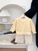 Cárdigan de punto falso de dos piezas para niña, nuevo estilo de primavera, estilo occidental, suéter informal para bebé, chaqueta de otoño para bebé, combinable