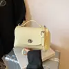 Bolso Retro de Textura de Alta Gama Primavera y Verano 2026 Nuevo Bolso para Mujer Bolso Cruzado Versátil de Moda Bolso Cuadrado Pequeño Súper Popular