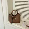 Super Quente Essenciais de Escritório Bolsa Tote Pequena Feminina 2026 Nova Tendência Verão Popular para o Trabalho Ombro Único Transversal Bolsa Balde